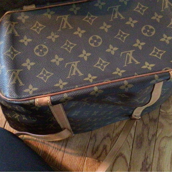 Auth Louis Vuitton Monogram Shopping Tote - Picture 4 of 16